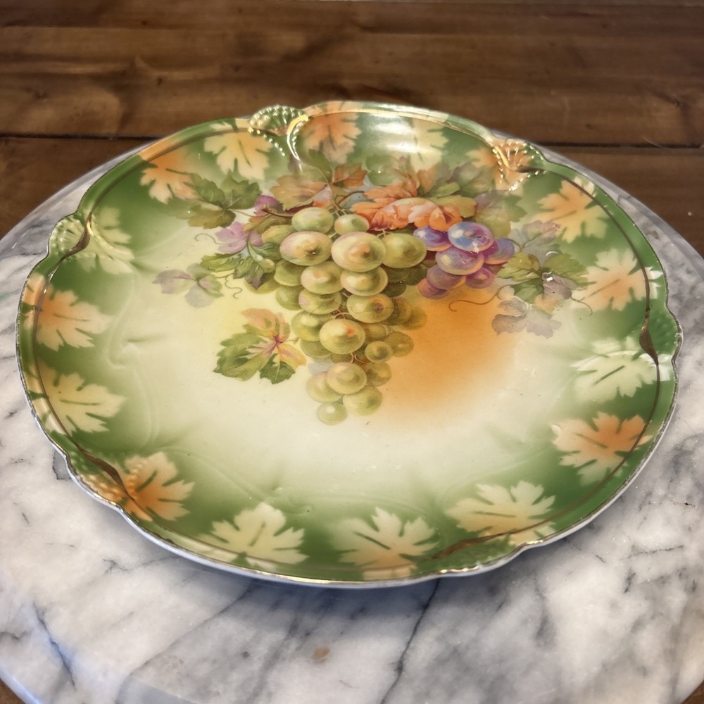 VTG Bavaria KL Hand Painted 8.25" Plate Grapes Gold Scalloped Rim‎